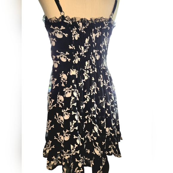 Royal Bones ☠️baby doll dress w/ ruffles sweetheart neckline spaghetti straps M - Picture 6 of 6